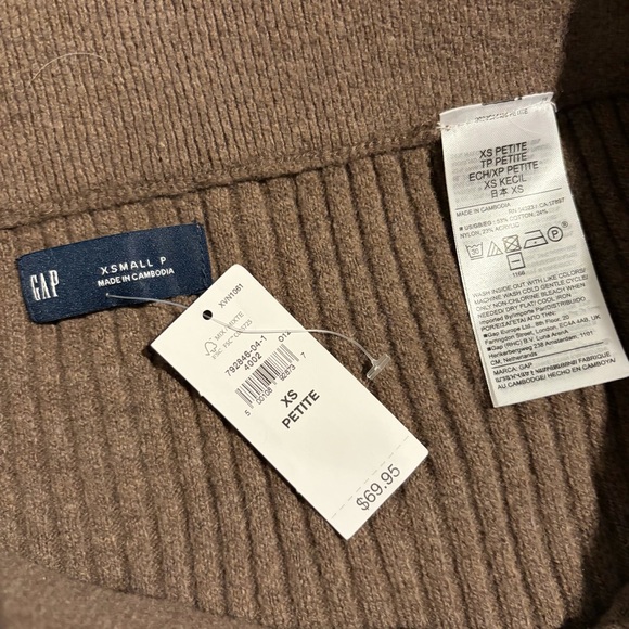 GAP Cashsoft Knit Midi Sweater Skirt - Picture 7 of 7